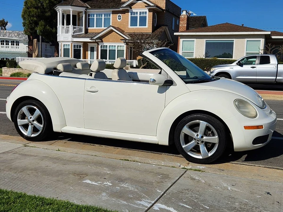2007 Volkswagen New Beetle - Image 8 of 30