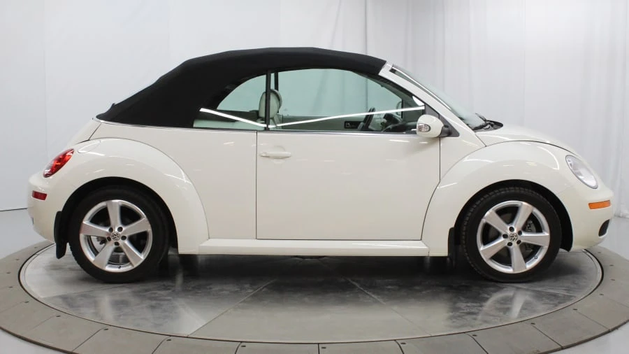 2007 Volkswagen New Beetle - Image 9 of 31