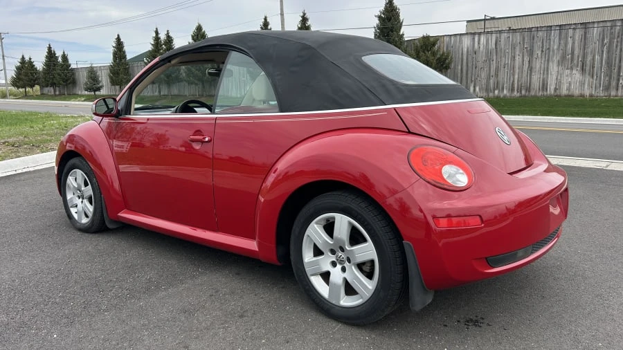 2007 Volkswagen New Beetle - Image 6 of 11