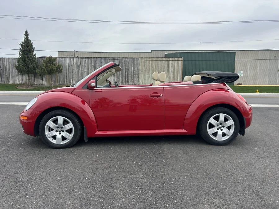 2007 Volkswagen New Beetle - Image 2 of 11