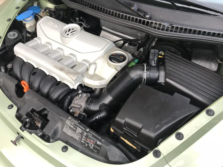 2007 Volkswagen New Beetle - Image 6 of 10