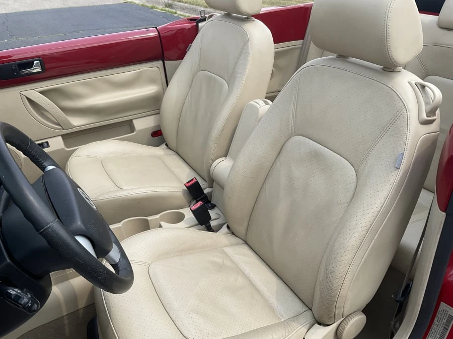 2007 Volkswagen New Beetle - Image 7 of 13