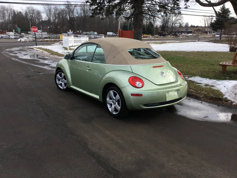 2007 Volkswagen New Beetle - Image 3 of 7