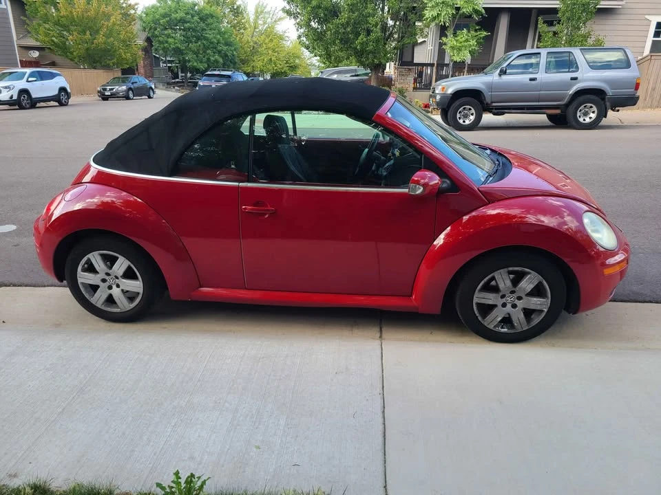 2007 Volkswagen New Beetle - Image 5 of 7