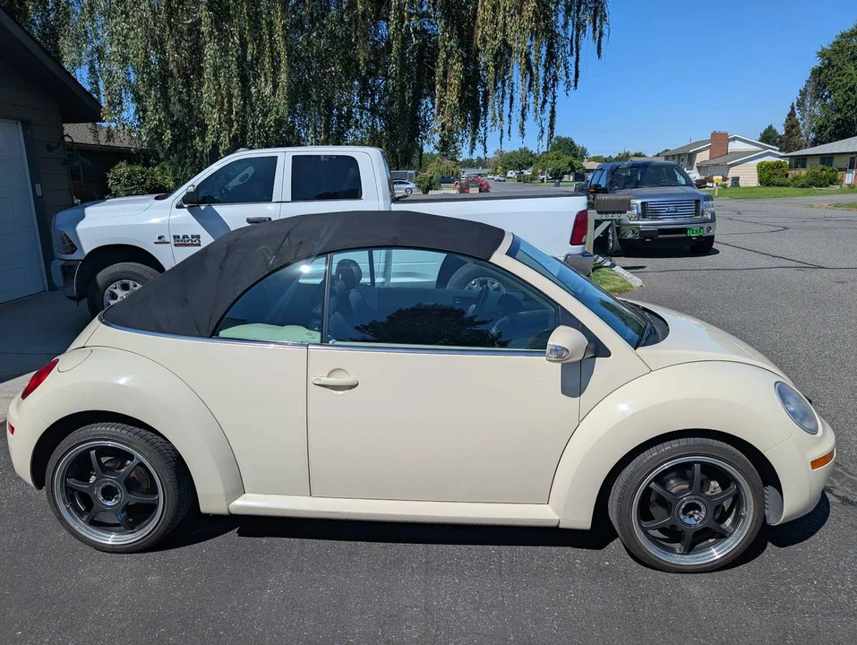 2007 Volkswagen New Beetle - Image 4 of 11