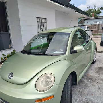 2007 Volkswagen Beetle Hatchback 2D