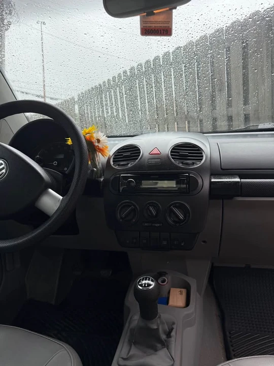 2007 Volkswagen New Beetle - Image 19 of 19