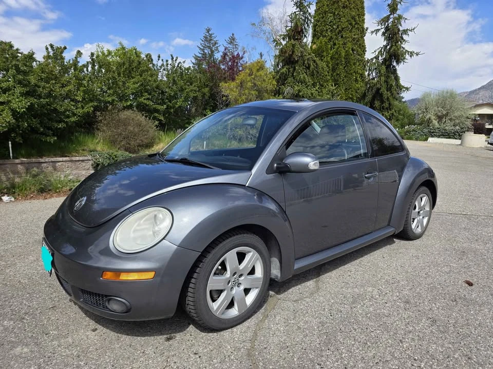 2007 Volkswagen New Beetle - Image 5 of 10