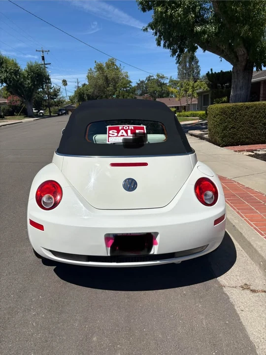2007 Volkswagen New Beetle - Image 2 of 7