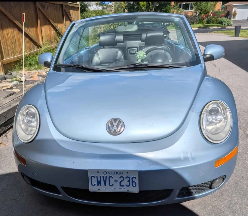 2007 Volkswagen New Beetle - Image 9 of 10