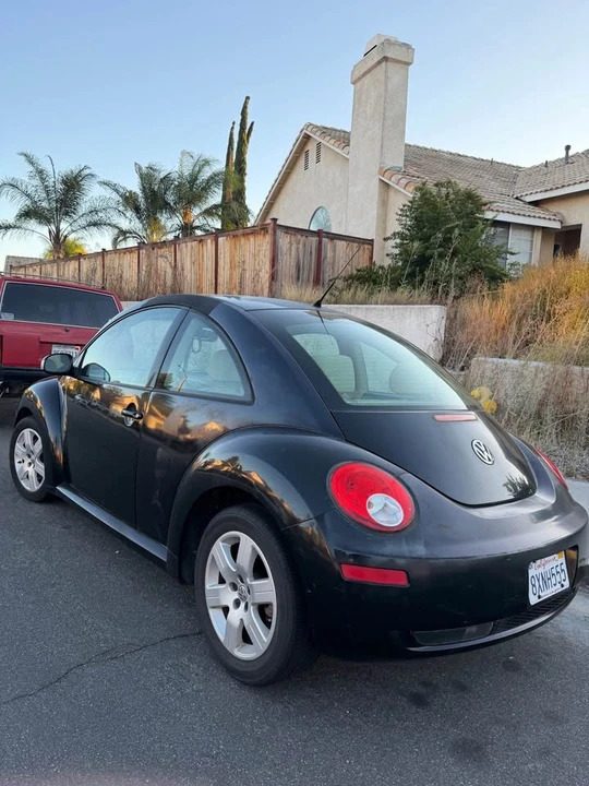 2007 Volkswagen New Beetle - Image 4 of 9