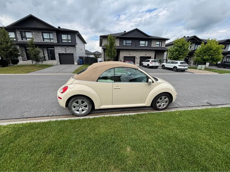 2007 Volkswagen New Beetle - Image 9 of 9