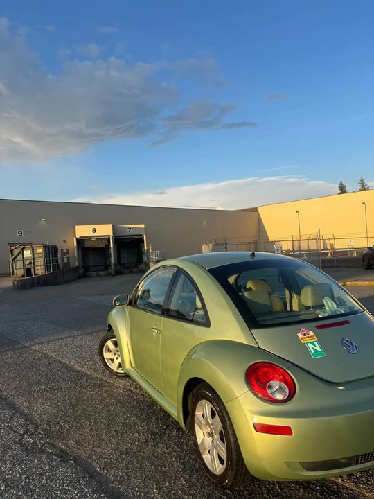 2007 Volkswagen New Beetle - Image 2 of 4