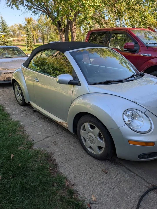 2007 Volkswagen New Beetle - Image 3 of 7