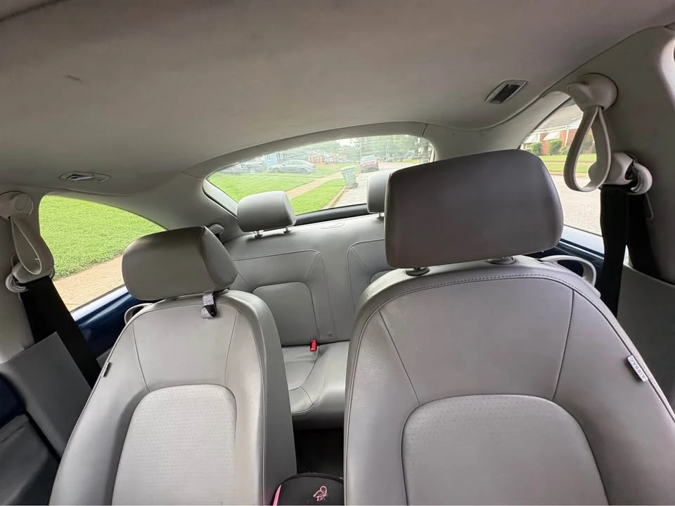 2007 Volkswagen New Beetle - Image 6 of 8