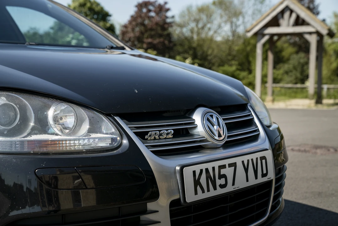 2007 Volkswagen R32 Mk5 - Image 16 of 31