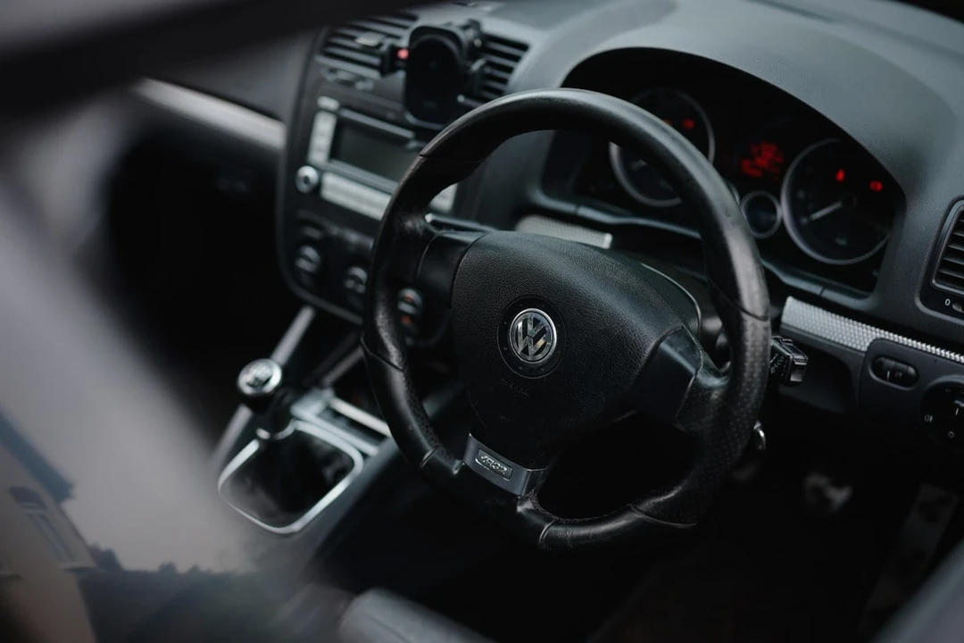 2007 Volkswagen R32 Mk5 - Image 23 of 30
