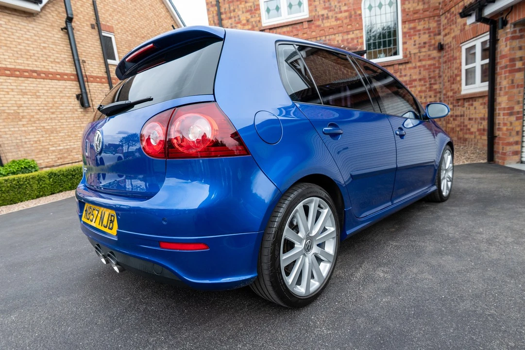 2007 Volkswagen R32 Mk5 - Image 16 of 30
