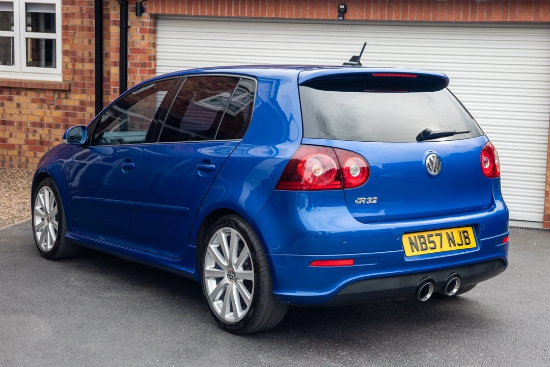 2007 Volkswagen R32 Mk5 - Image 14 of 30