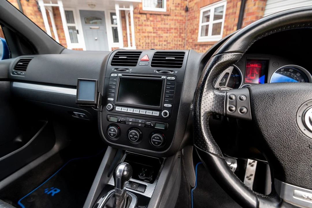 2007 Volkswagen R32 Mk5 - Image 23 of 30