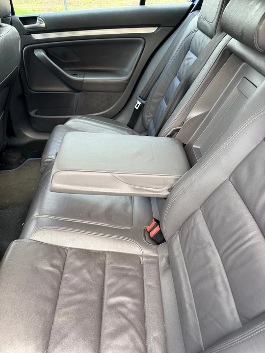2007 Volkswagen R32 Mk5 - Image 12 of 30