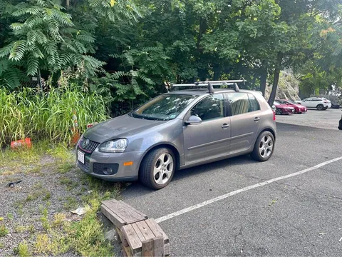 2007 Volkswagen GTI 2.0T Hatchback Sedan 4D