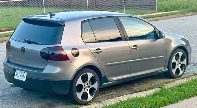 2007 Volkswagen GTI 2.0T Hatchback