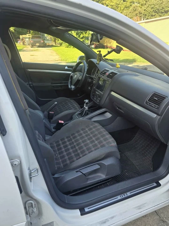 2007 Volkswagen GTI Mk5 - Image 5 of 9