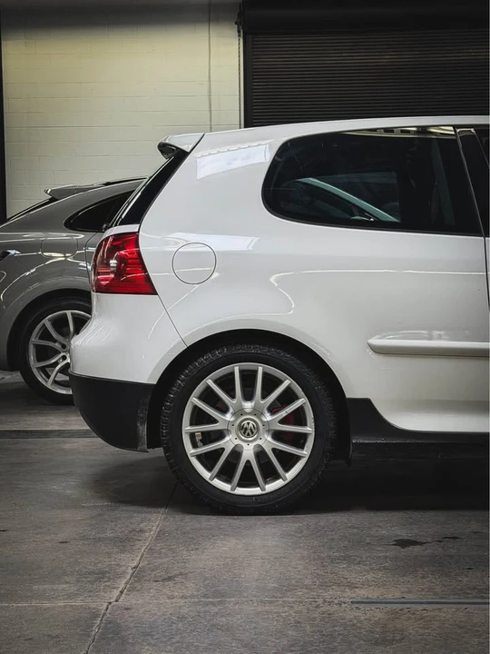 2007 Volkswagen GTI Mk5 - Image 2 of 15