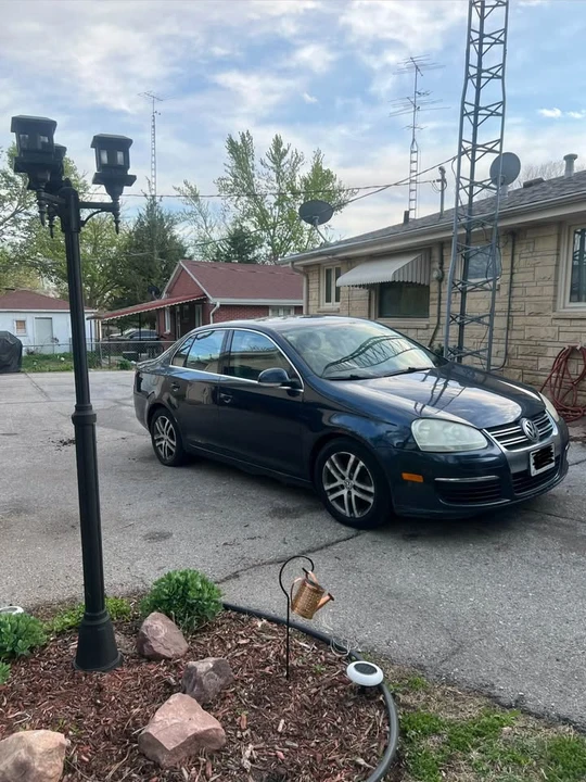 2007 Volkswagen A5 Jetta - Image 2 of 17