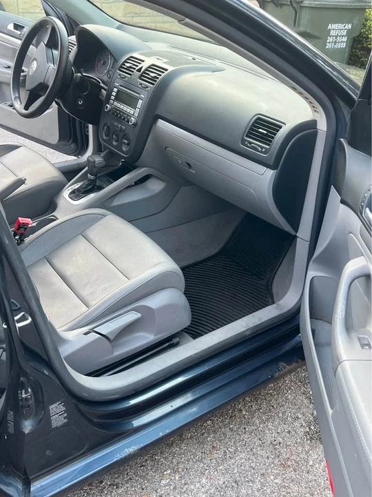 2007 Volkswagen A5 Jetta - Image 11 of 17