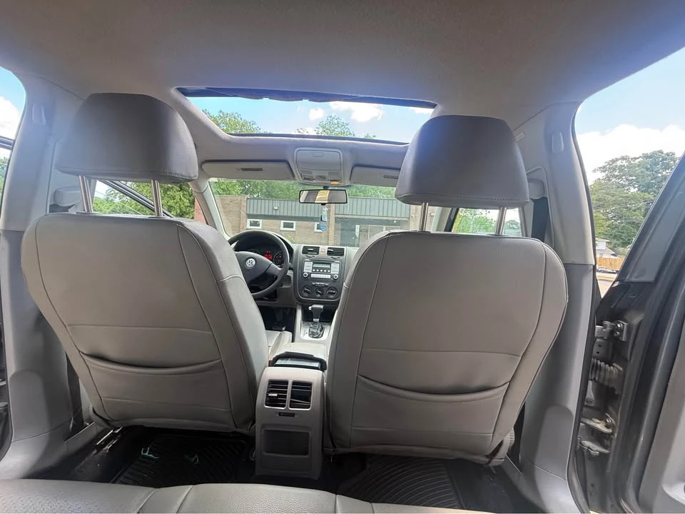 2007 Volkswagen A5 Jetta - Image 9 of 13