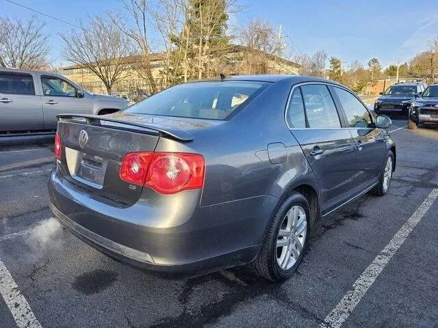2007 Volkswagen A5 Jetta - Image 6 of 9