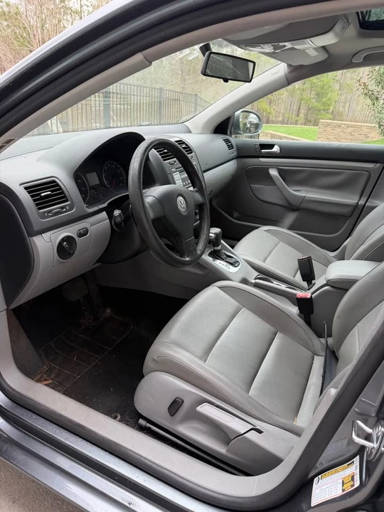 2007 Volkswagen A5 Jetta - Image 7 of 10