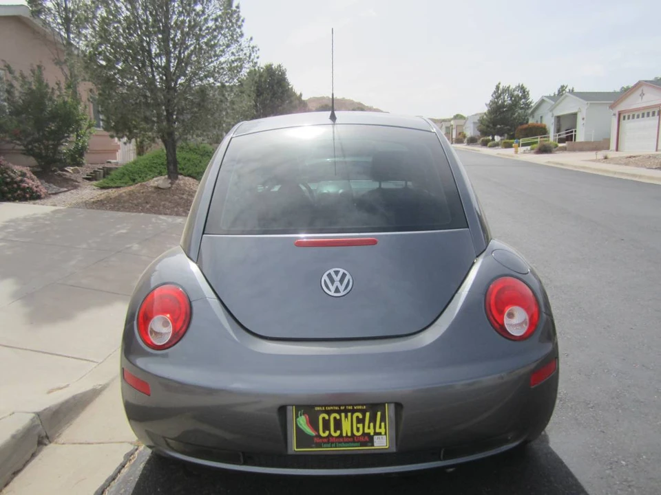 2007 Volkswagen New Beetle - Image 7 of 11