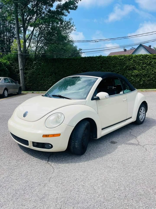 2007 Volkswagen New Beetle - Image 2 of 12
