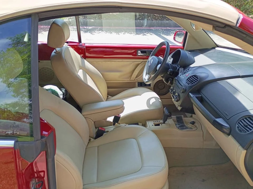 2007 Volkswagen New Beetle - Image 12 of 19