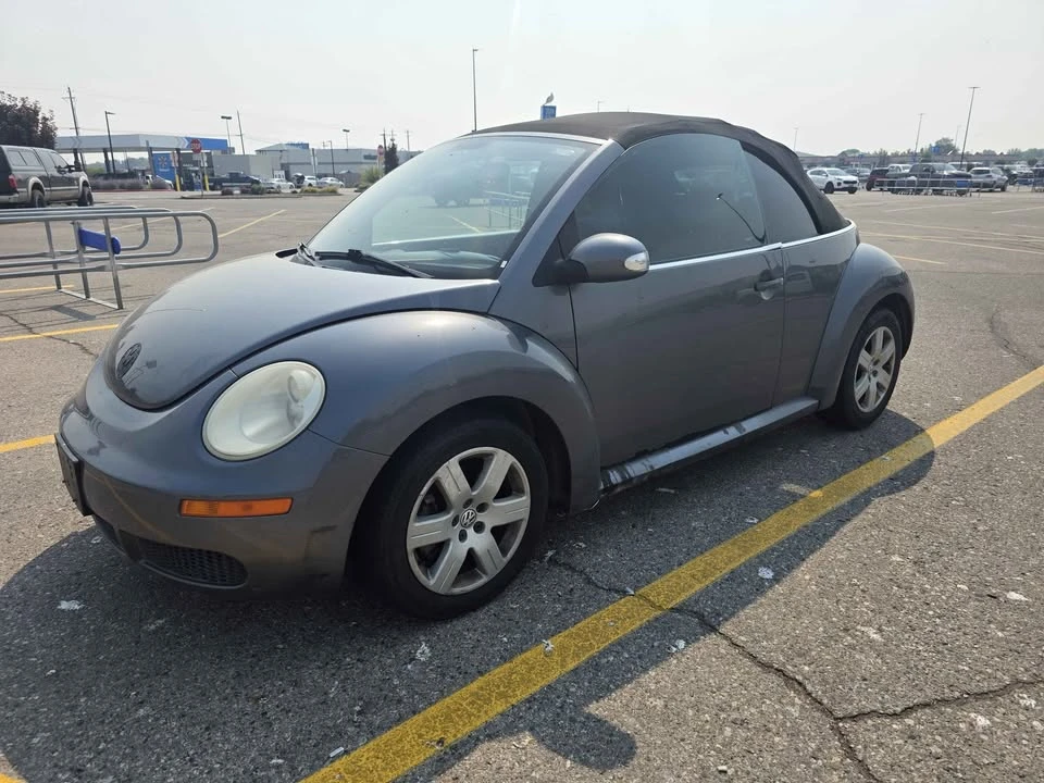 2007 Volkswagen New Beetle - Image 4 of 9