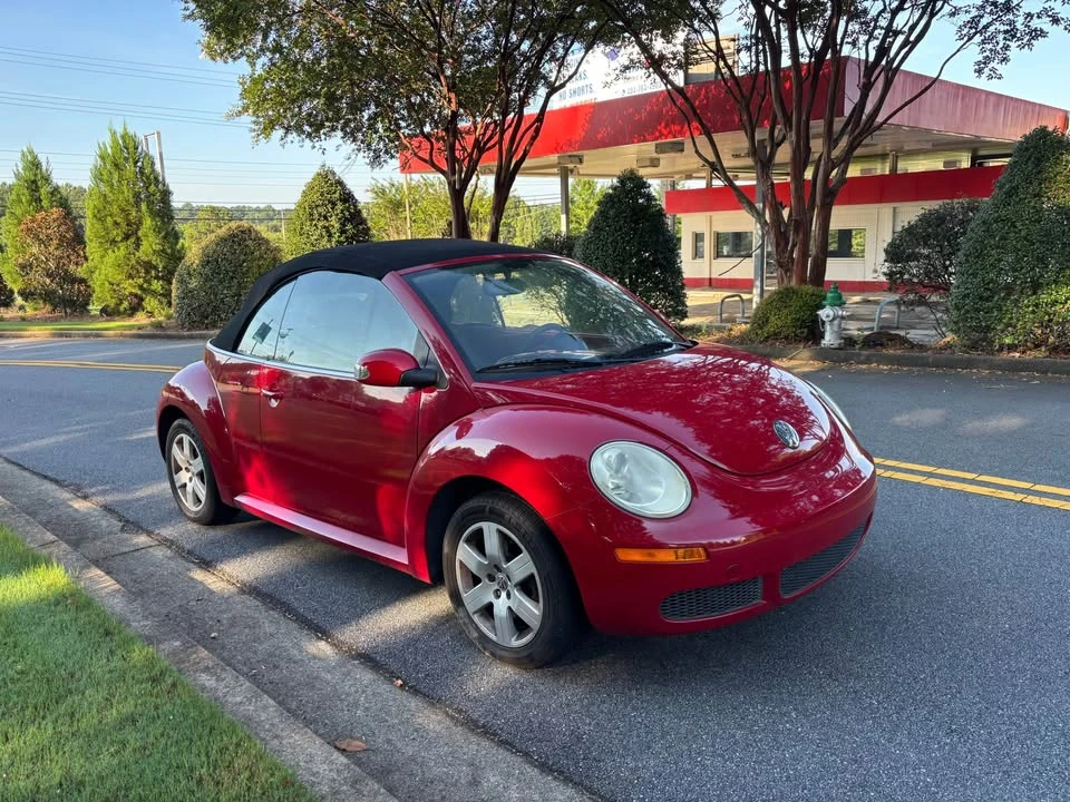 2007 Volkswagen New Beetle - Image 8 of 20