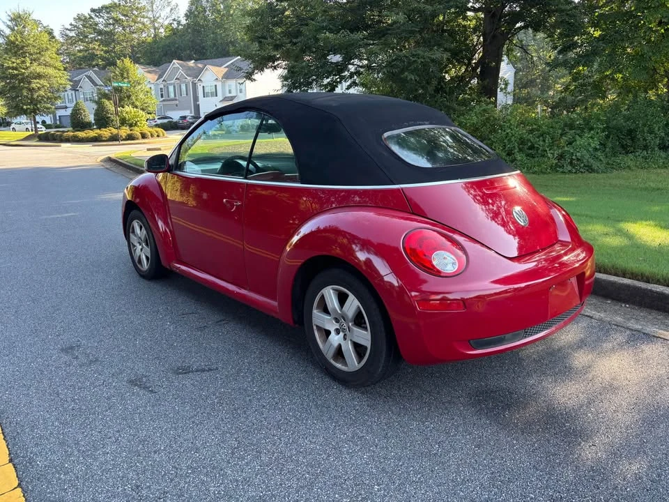 2007 Volkswagen New Beetle - Image 12 of 20