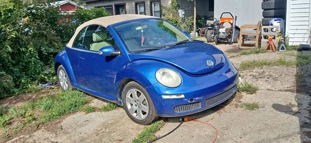 2007 Volkswagen New Beetle 2.5 Convertible 2D
