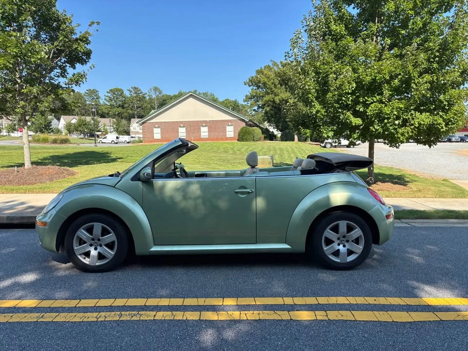 2007 Volkswagen New Beetle - Image 7 of 17