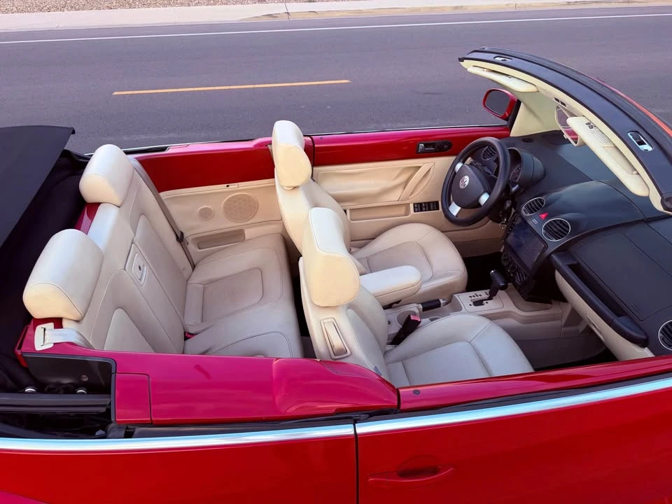 2007 Volkswagen New Beetle - Image 4 of 13