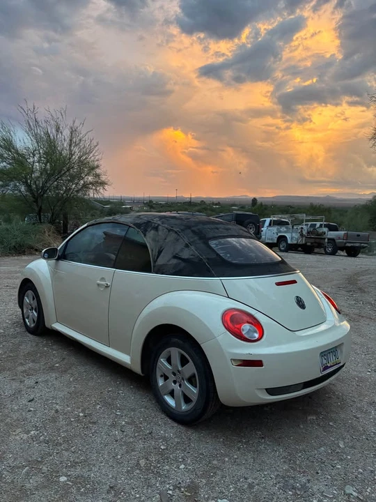2007 Volkswagen New Beetle - Image 3 of 6