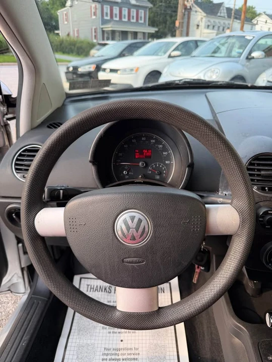 2007 Volkswagen New Beetle - Image 11 of 15