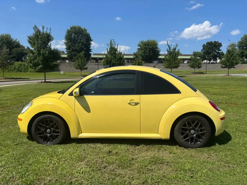 2007 Volkswagen New Beetle - Image 8 of 16