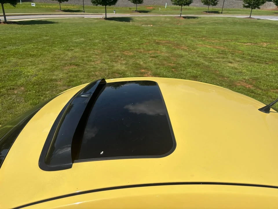 2007 Volkswagen New Beetle - Image 11 of 16