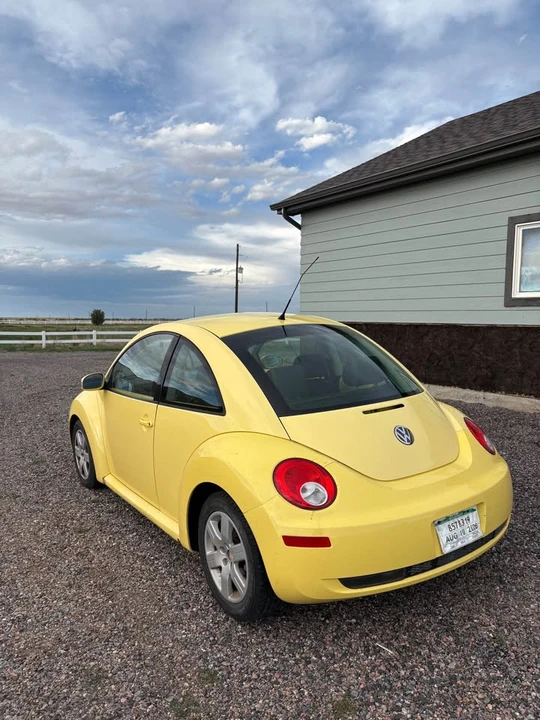 2007 Volkswagen New Beetle - Image 4 of 6