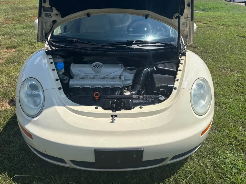 2007 Volkswagen New Beetle - Image 16 of 18