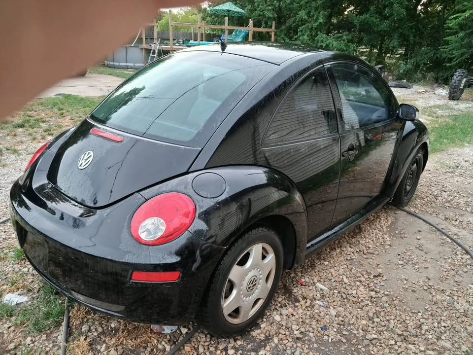 2007 Volkswagen New Beetle - Image 2 of 8